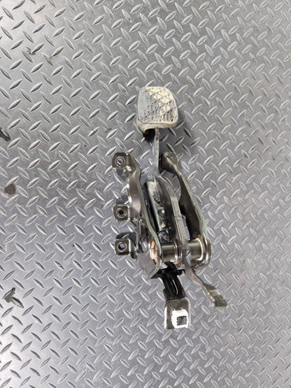 18-ON MERCEDES BENZ SPRINTER W907 W910 BRAKE PEDAL ASSEMBLY A9102900000