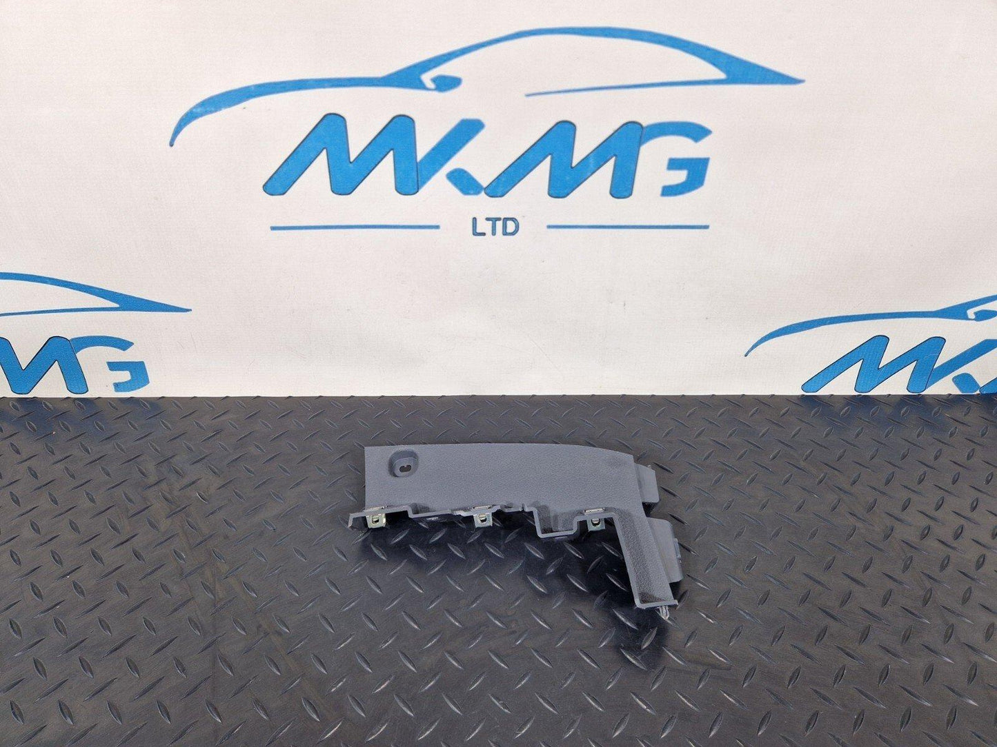 18-ON MERCEDES BENZ SPRINTER W907 W910 DASHBOARD TRIM COVER PANEL A9106804600