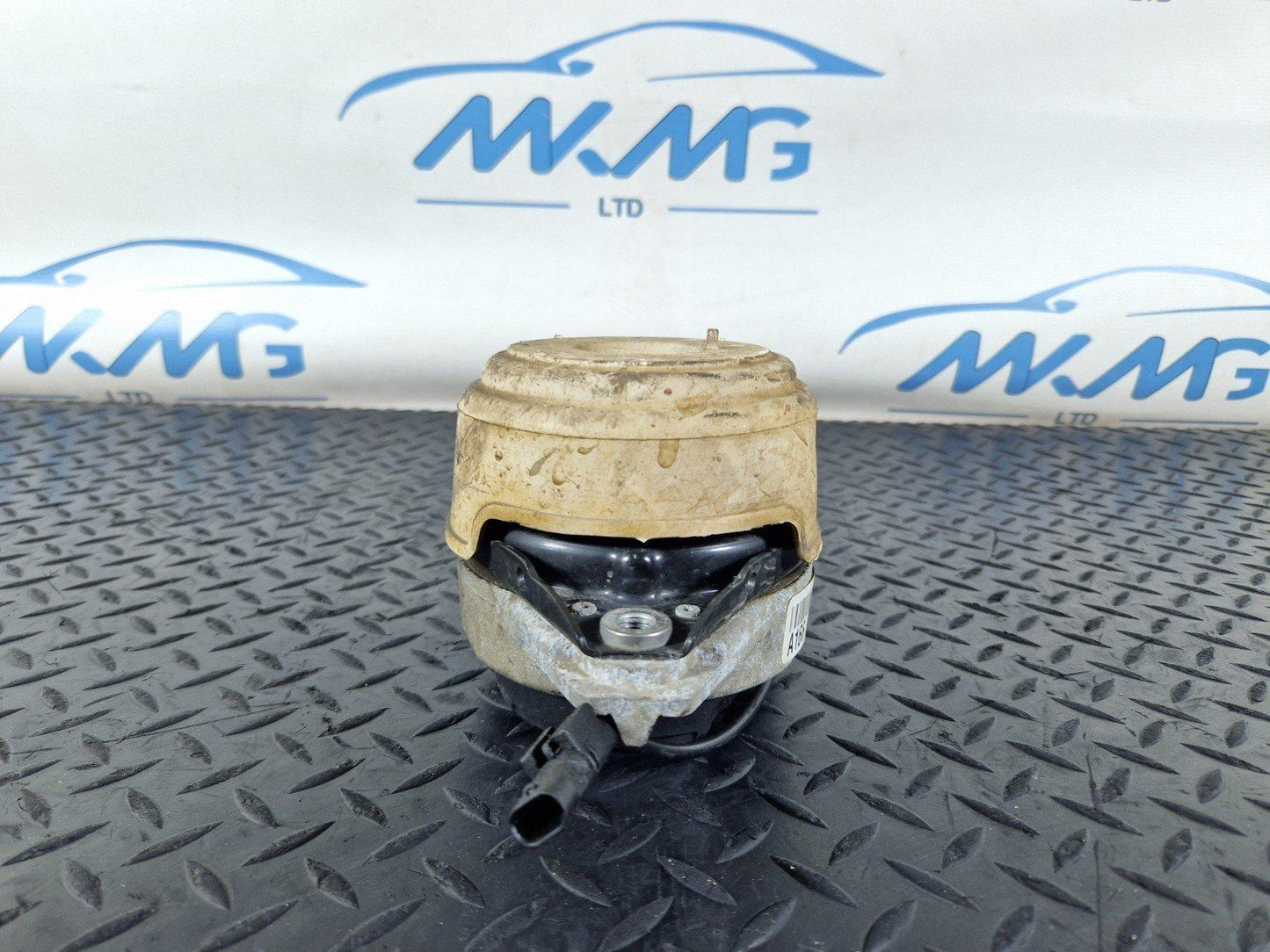 11-19 MERCEDES BENZ ML W166 GENUINE ENGINE MOUNT FRONT DRIVER SIDE A1662405517