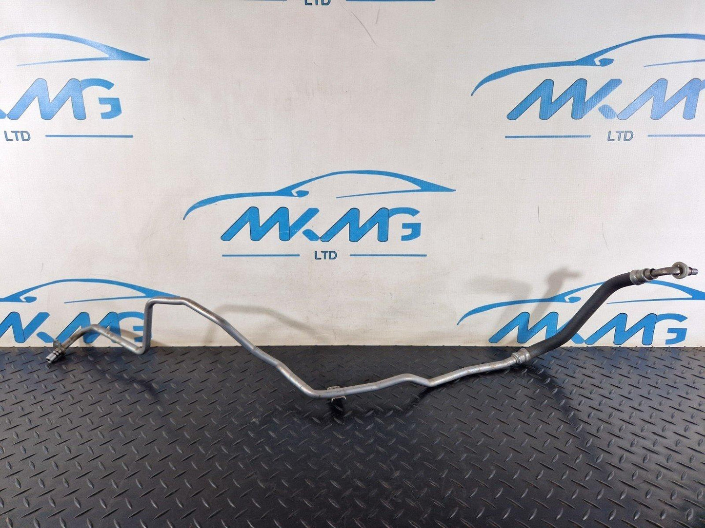 14-21 MERCEDES C300h W205 GENUINE GEARBOX TRANSMISSION OIL LINE A6511806030