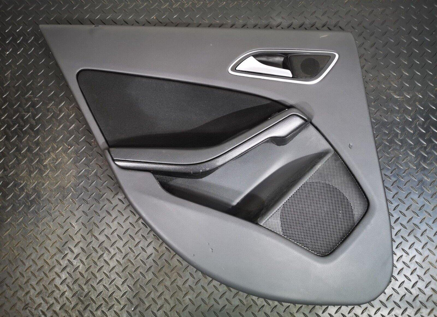 12-18 MERCEDES A-CLASS W176 GENUINE REAR LEFT N/S DOOR PANEL CARD BLACK