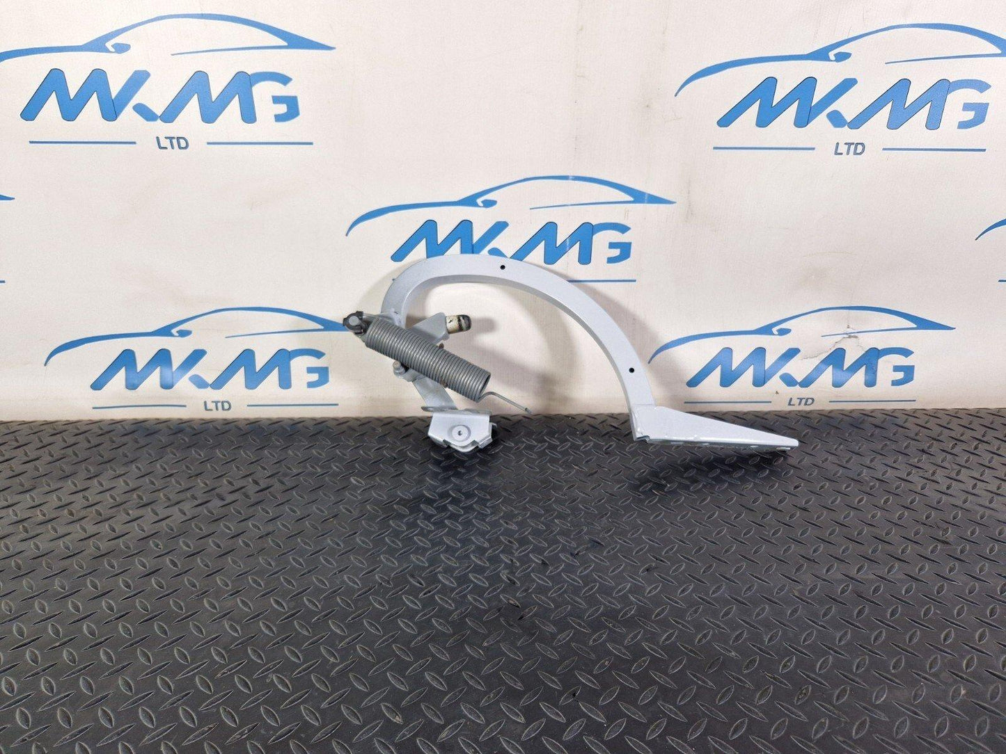 16-19 AUDI A4 B9 S-LINE TRUNK HINGE REAR RIGHT BOOT TAILGATE 8W5827306A