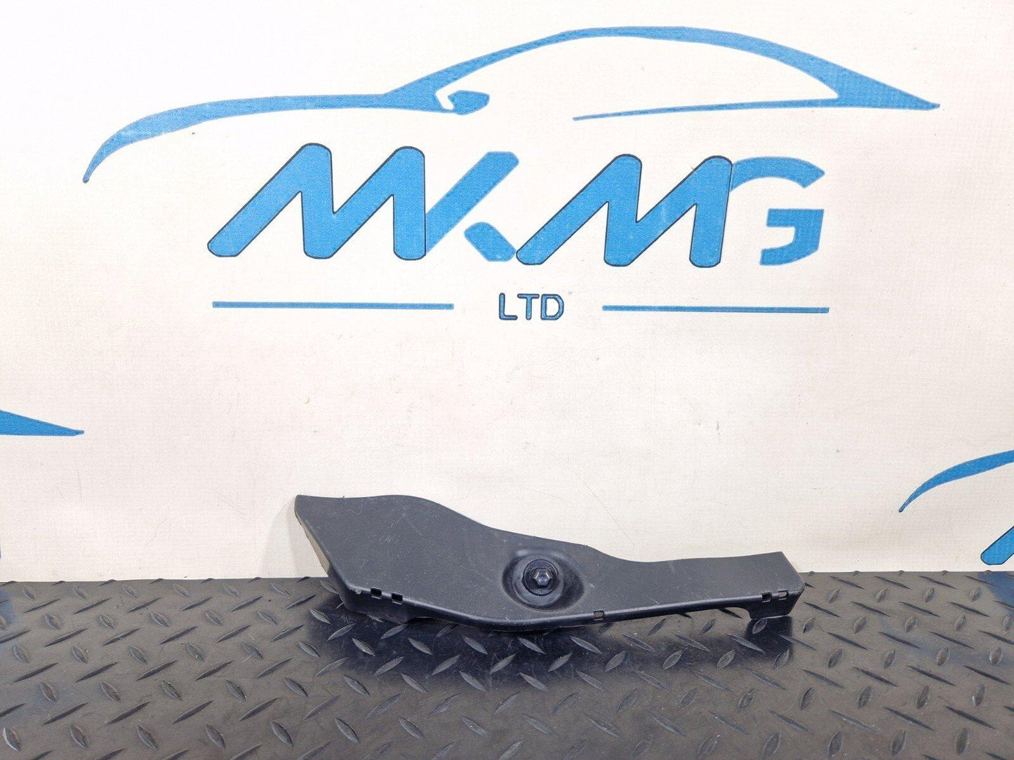 16-19 AUDI A4 B9 REAR RIGHT UNDERBODY SPLASH GUARD SHIELD COVER OEM 8W0825214
