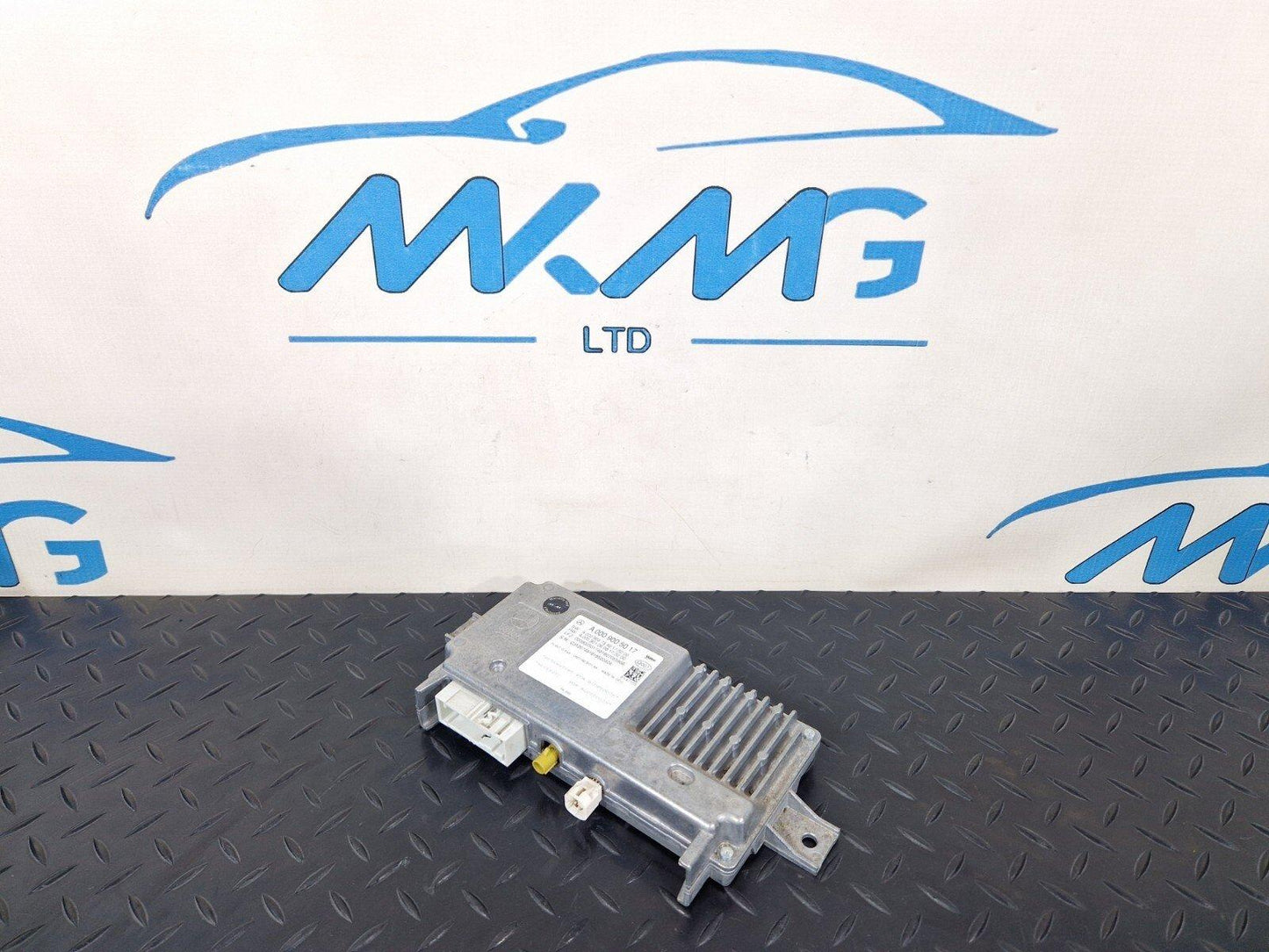 18-ON MERCEDES BENZ SPRINTER W907 GENUINE BLUETOOTH ECU A0009005017