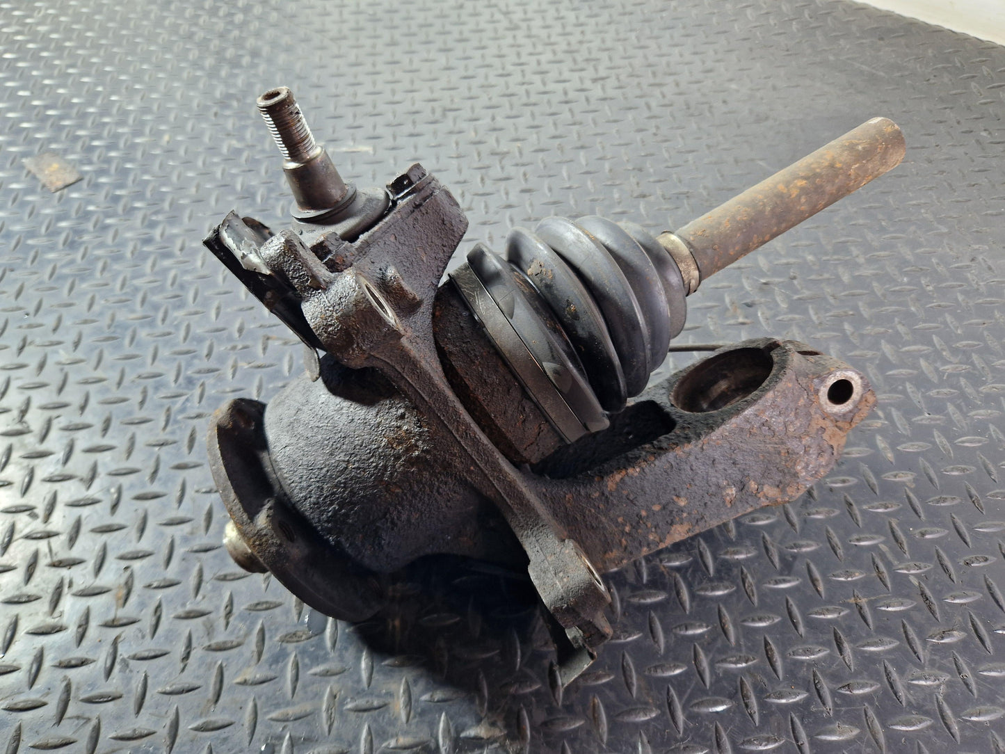 Peugeot Boxer MK3 Front Left N/S Passenger Wheel Hub 01393344080