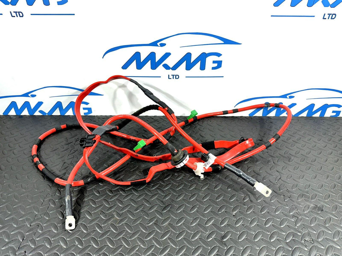 16-19 AUDI A4 B9 GENUINE 1.4 TFSI SALOON POSITIVE BATTERY CABLE 8w2971225