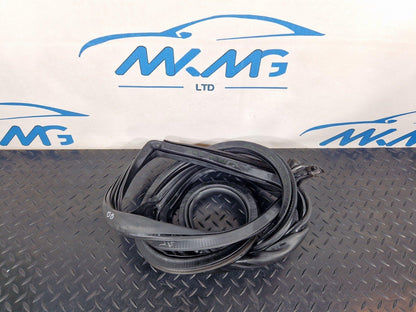 16-23 AUDI A5 F5 SPORTBACK S-LINE REAR RIGHT SIDE RUBBER DOOR SEAL 8W8833708