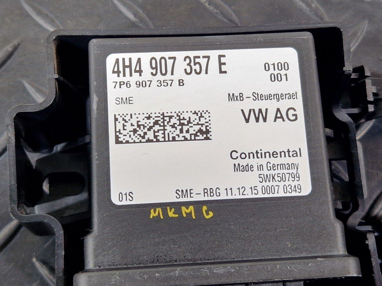 15-18 AUDI A7 4G GENUINE OEM HEADLIGHT CONTROL MODULE ECU & BRACKET 4H4907357E