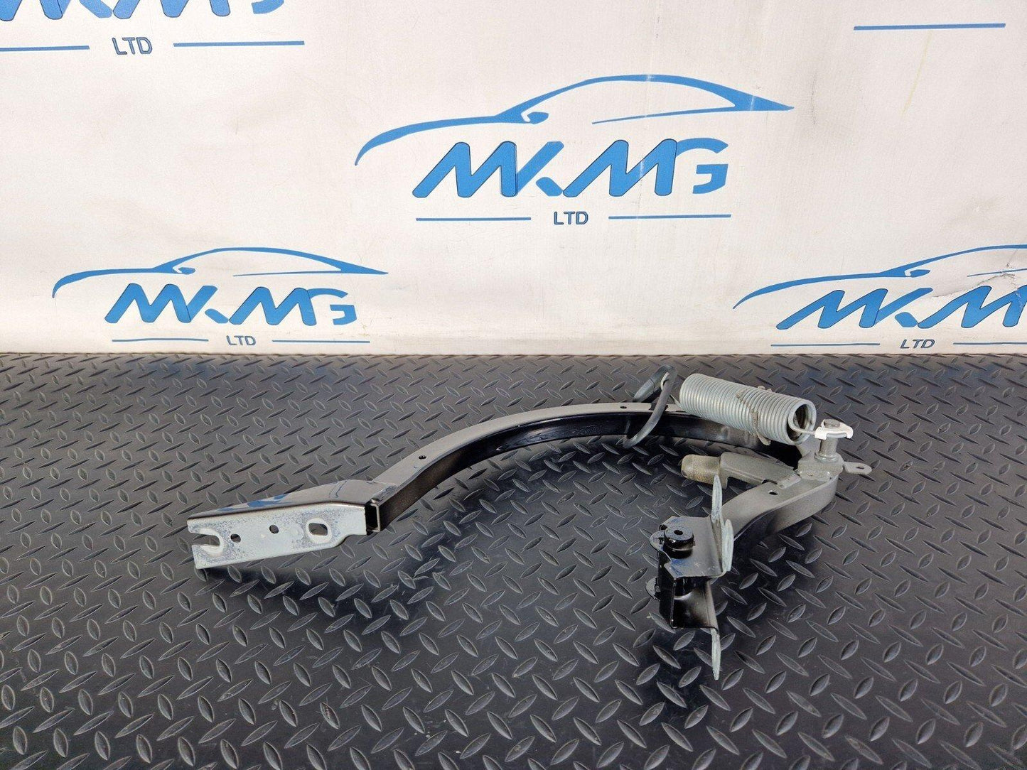 16-24 AUDI A5 F5 COUPE GENUINE REAR TAILGATE BOOTLID HINGE LEFT SIDE 8W6827301