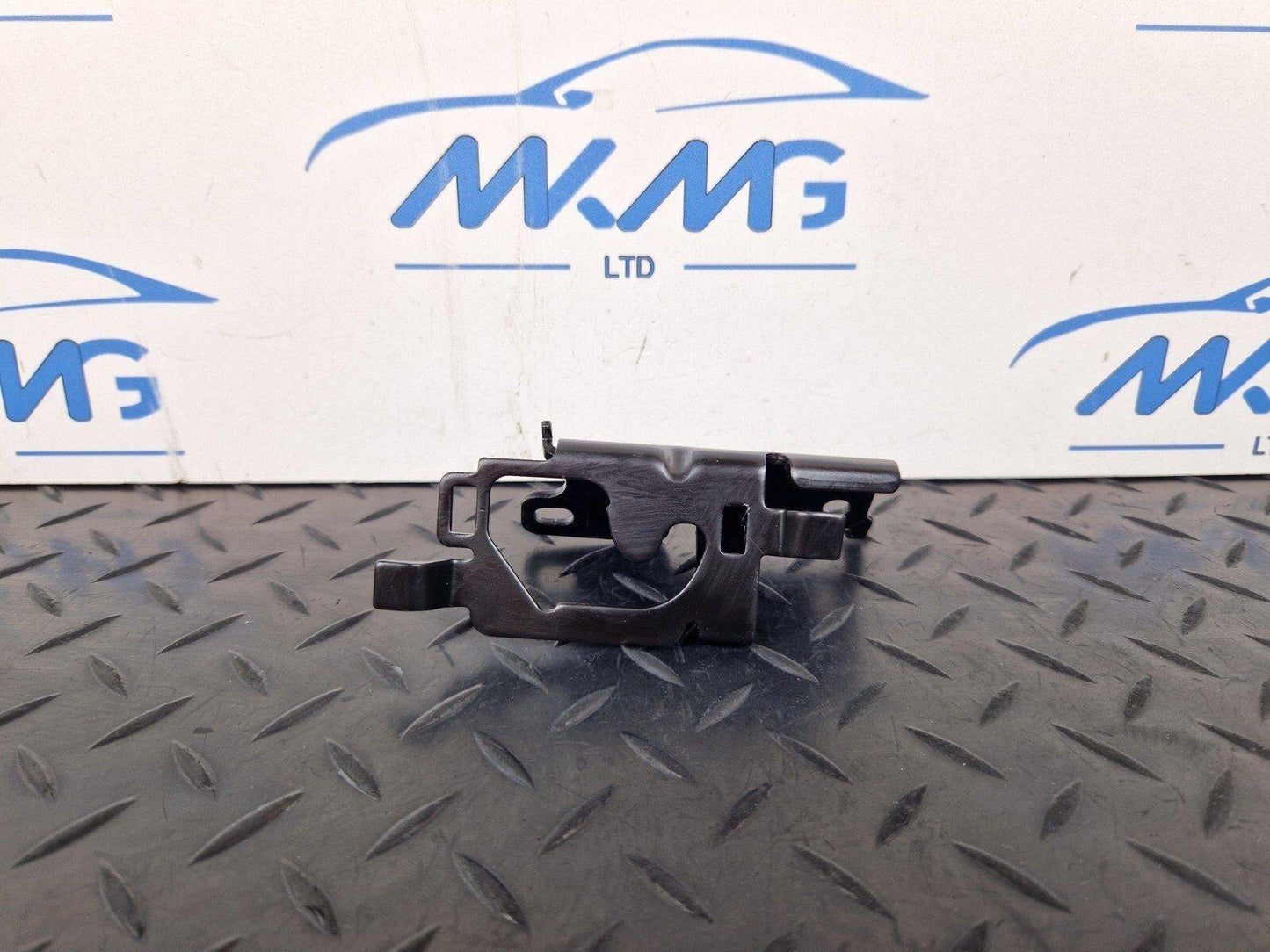 14-21 MERCEDES C220d W205 BOOT TRUNK RIGHT O/S LUGGAGE NET HOLDER A2058605800