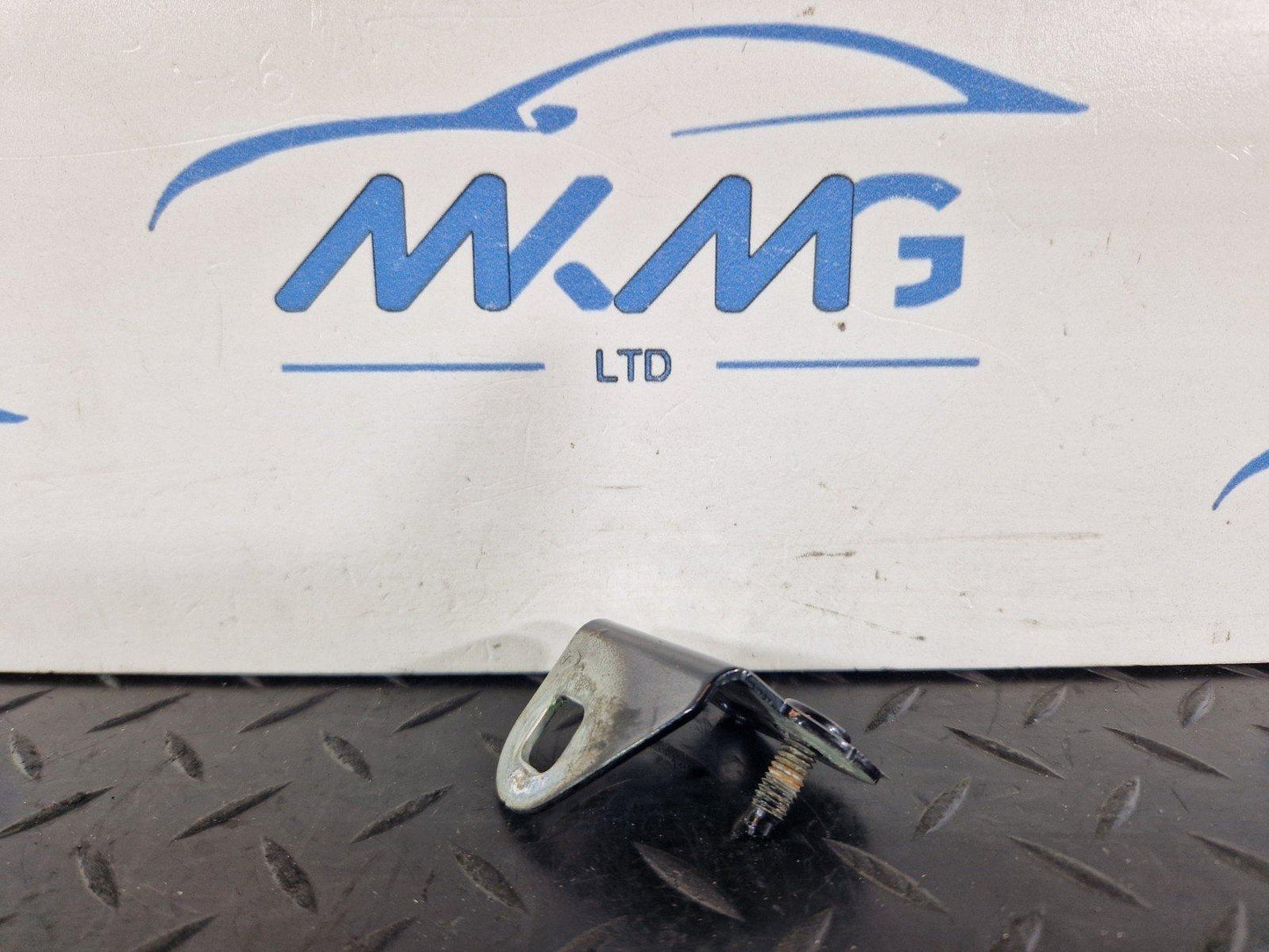 19-ON RANGE ROVER EVOQUE L551 GENUINE LEFT FENDER BRACKET K8D216A129A