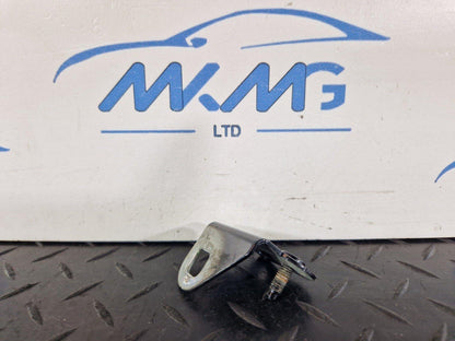 19-ON RANGE ROVER EVOQUE L551 GENUINE LEFT FENDER BRACKET K8D216A129A