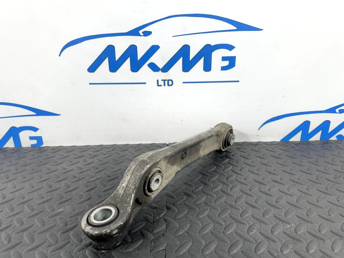 16-19 AUDI A4 B9 AVANT GENUINE FRONT LEFT PASSENGER SIDE CONTROL ARM 8W0407155A