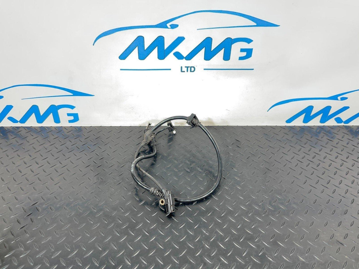 ABS Sensor Mercedes W177 W247 Front Axle Right O/S Speed Sensor A2475400400