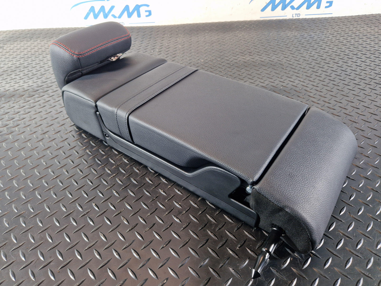 2019 - Mercedes-Benz B200d B-Class W247 SUV Centre Rear Armrest Seat