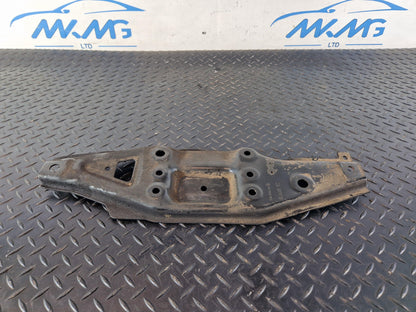 18-ON MERCEDES SPRINTER W907 FRONT BRACKET RIGHT LOWER MOUNT PLATE A9076220800