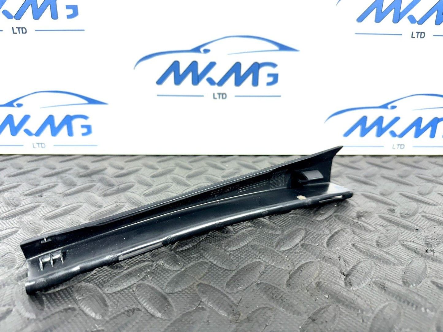 16-19 AUDI A4 B9 SALOON GENUINE LEFT PASSENGER SIDE A PILLAR TRIM 8W0868203