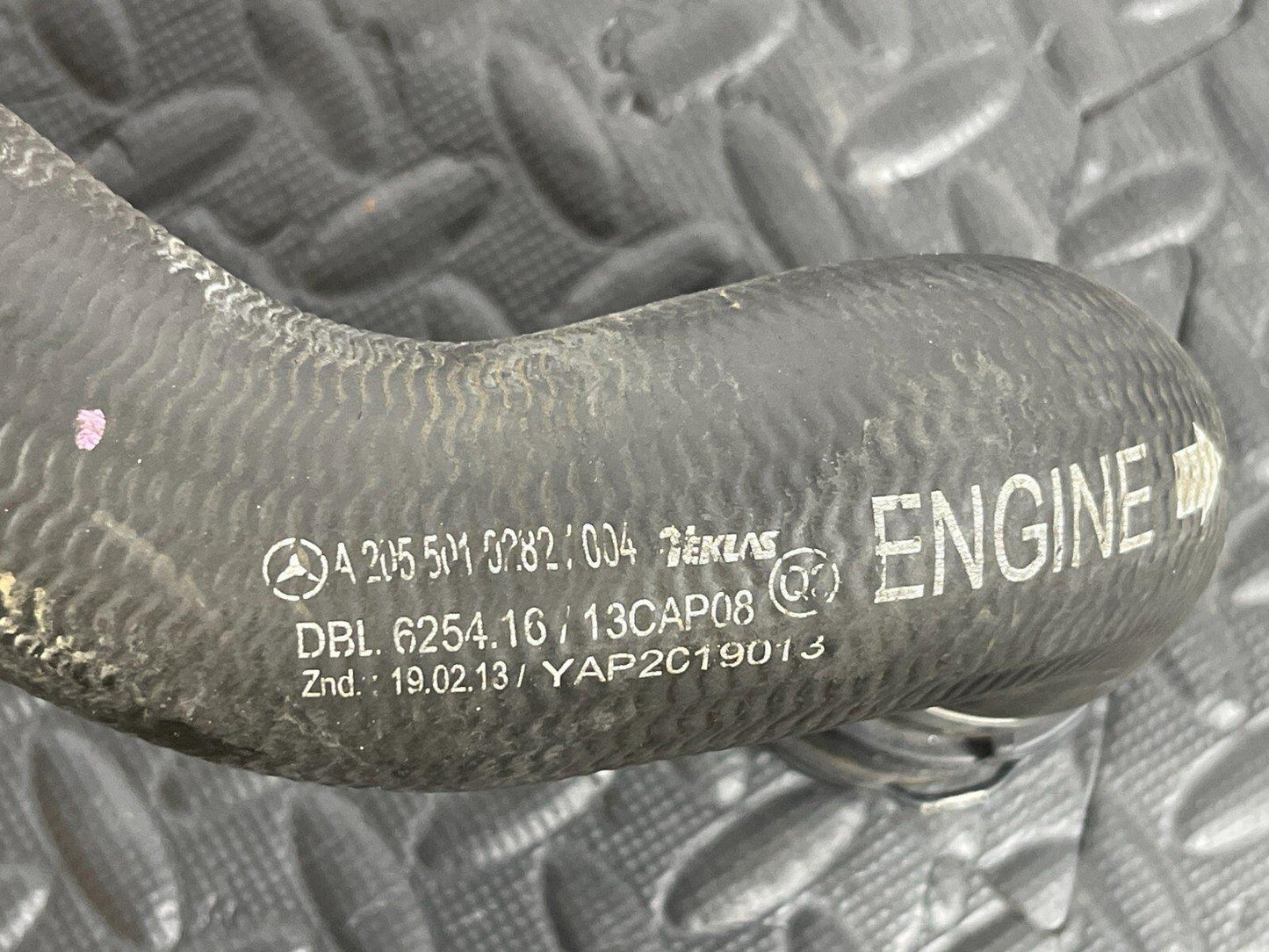 14-21 MERCEDES BENZ C300 W205 GENUINE WATER COOLANT HOSE PIPE A2055010282