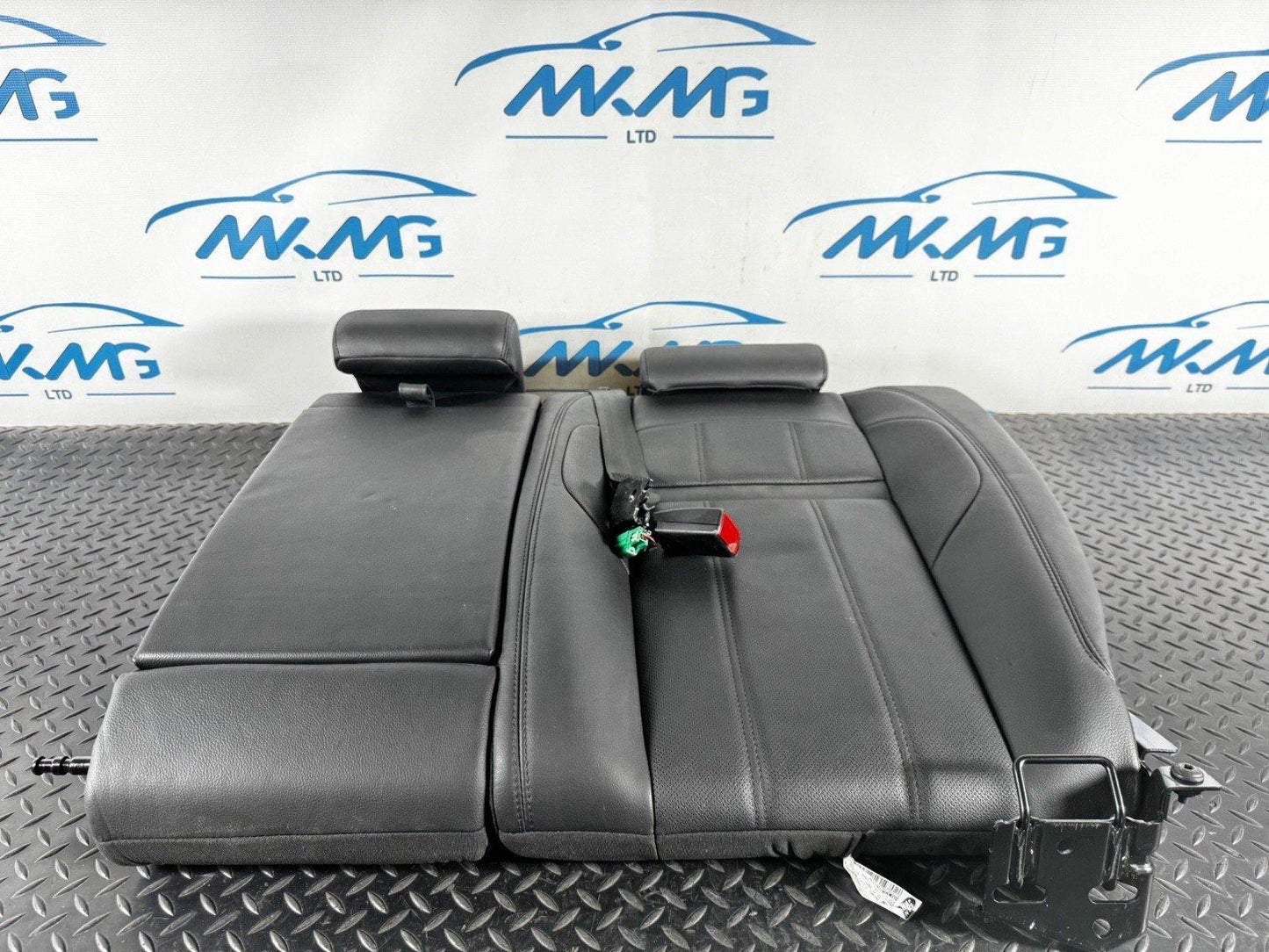19-ON RANGE ROVER EVOQUE L551 REAR LEFT & CENTER SEAT BACK REST BLACK LEATHER