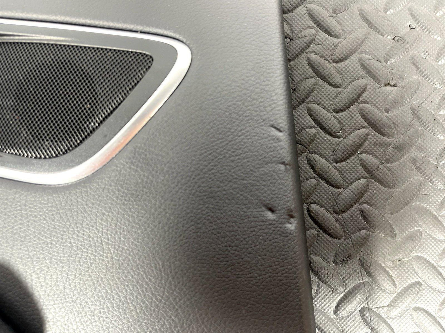 12-18 MERCEDES BENZ A CLASS W176 GENUINE DOOR CARD REAR PASSENGER LEFT SIDE