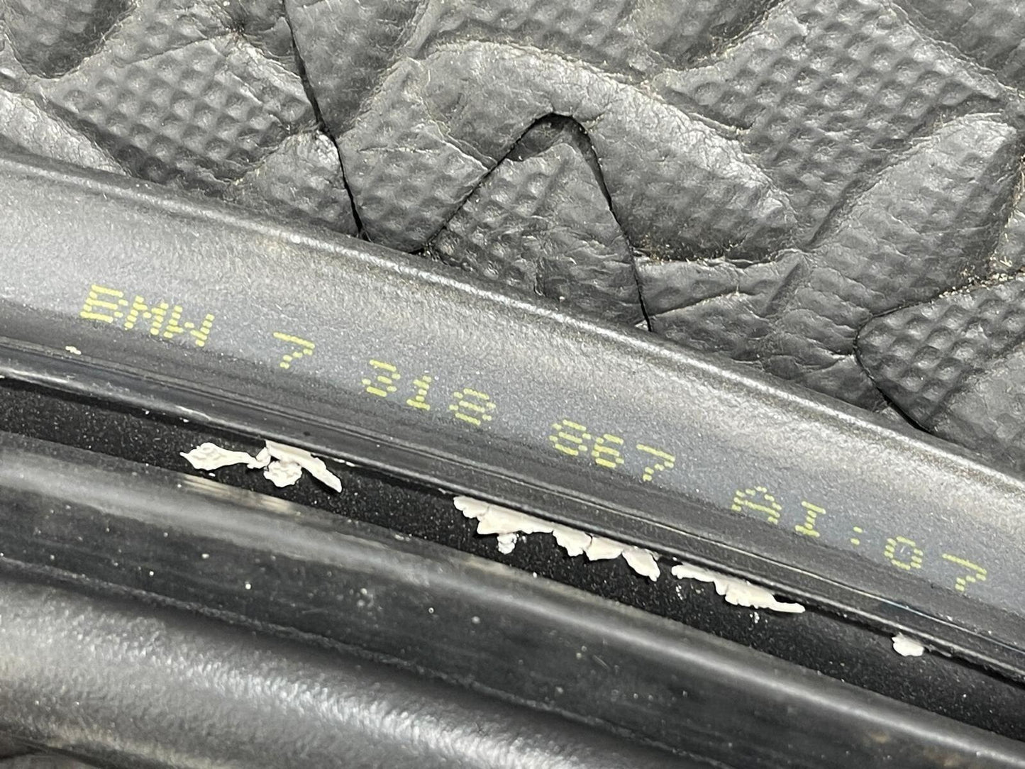 14-21 BMW 2 SERIES GRAN TOURER F45 F46 218D TAILGATE RUBBER SEAL 7318867
