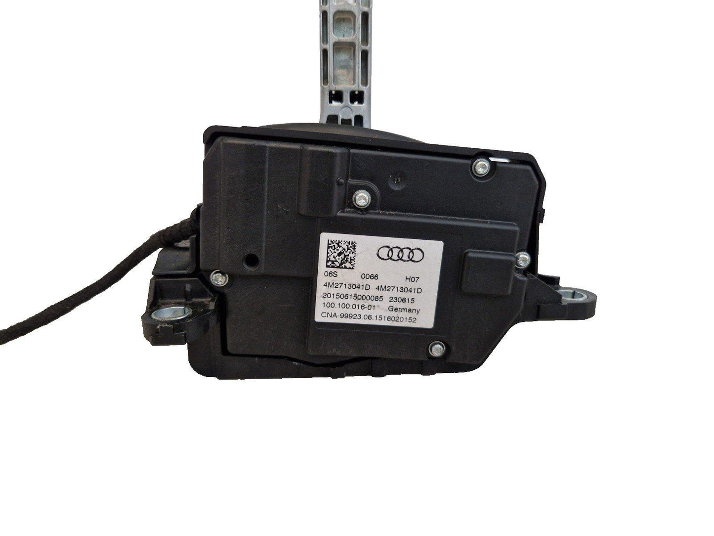 16-20 AUDI Q7 4M GENUINE OEM AUTOMATIC TRANSMISSION SHIFT LEVER  4M2713041D