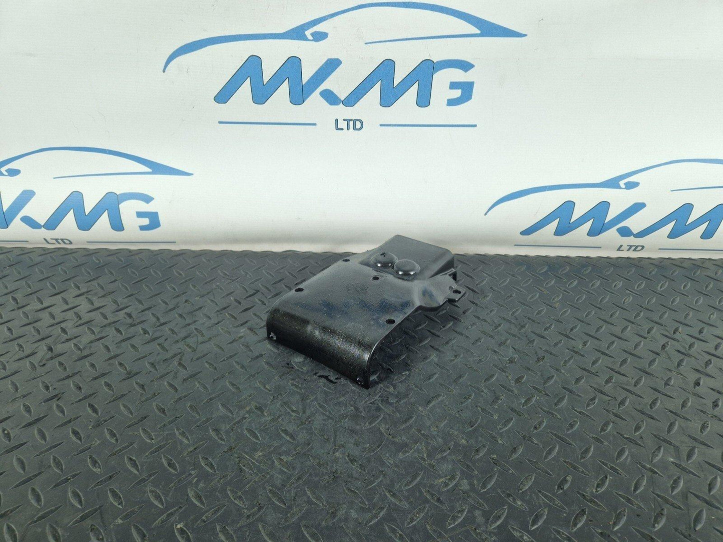 10-15 AUDI Q7 4L GENUINE EXTERIOR PART 4L0821947