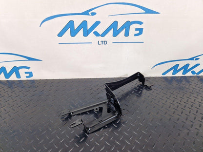 19-ON MERCEDES BENZ B CLASS W247 ABS PUMP MOUNT BRACKET SUPPORT A1774303400