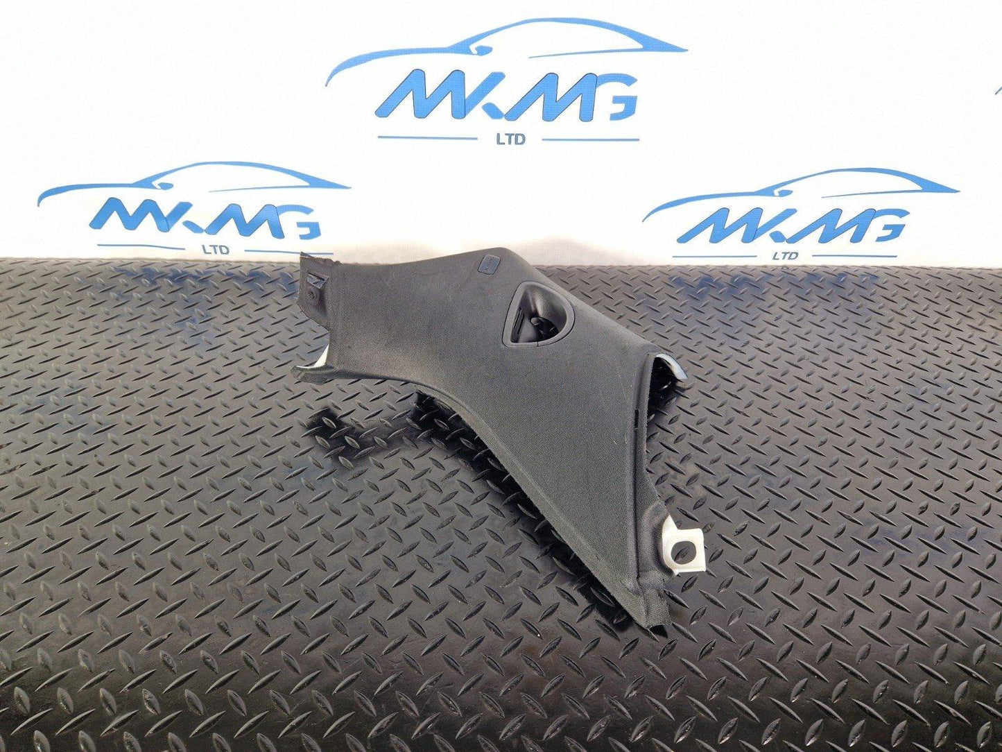 10-15 AUDI Q7 4L GENUINE OEM REAR LEFT PILLAR TRIM 4L0867245