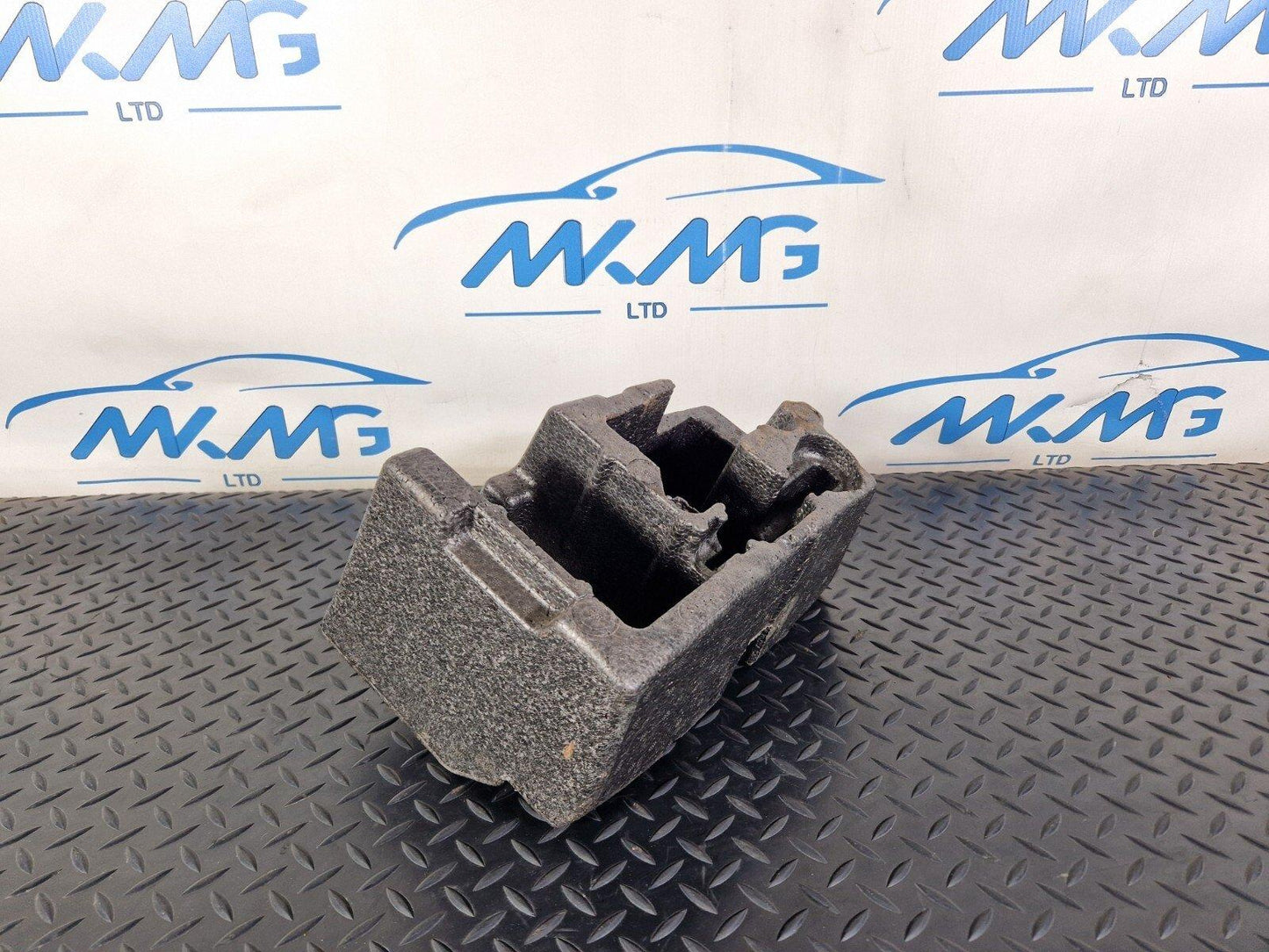 14-21 BMW 2 SERIES GRAN TOURER F45 F46 218i TOOL STORAGE FOAM HOLDER 6877568