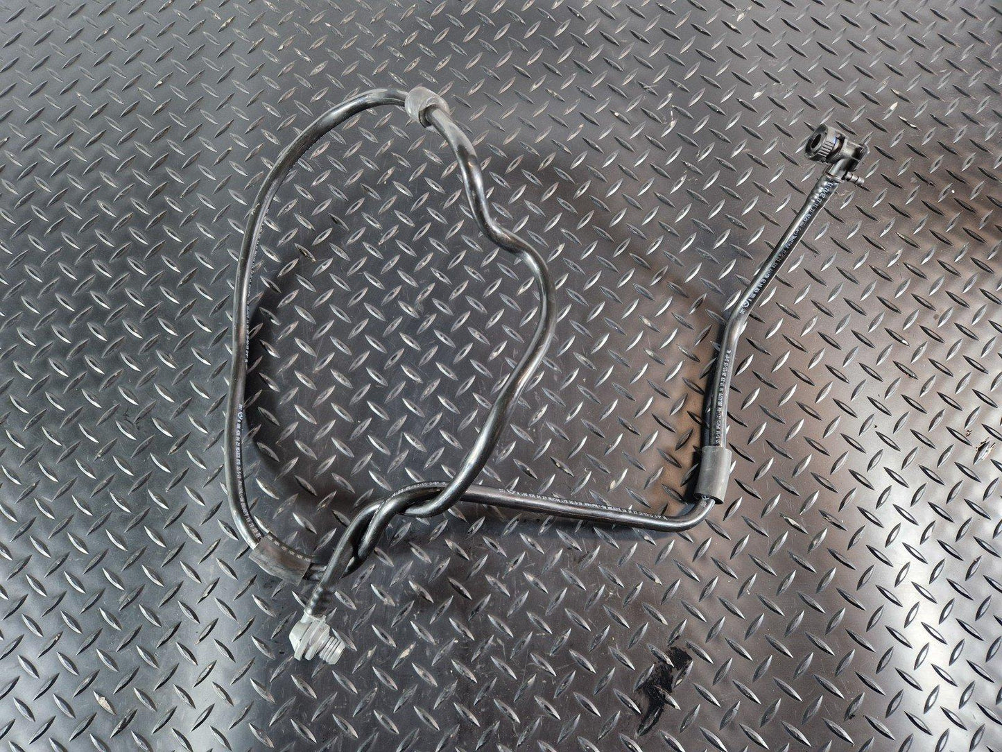 11-19 MERCEDES BENZ ML W166 GENUINE VACUUM PIPE LINE TUBE HOSE A1664300429