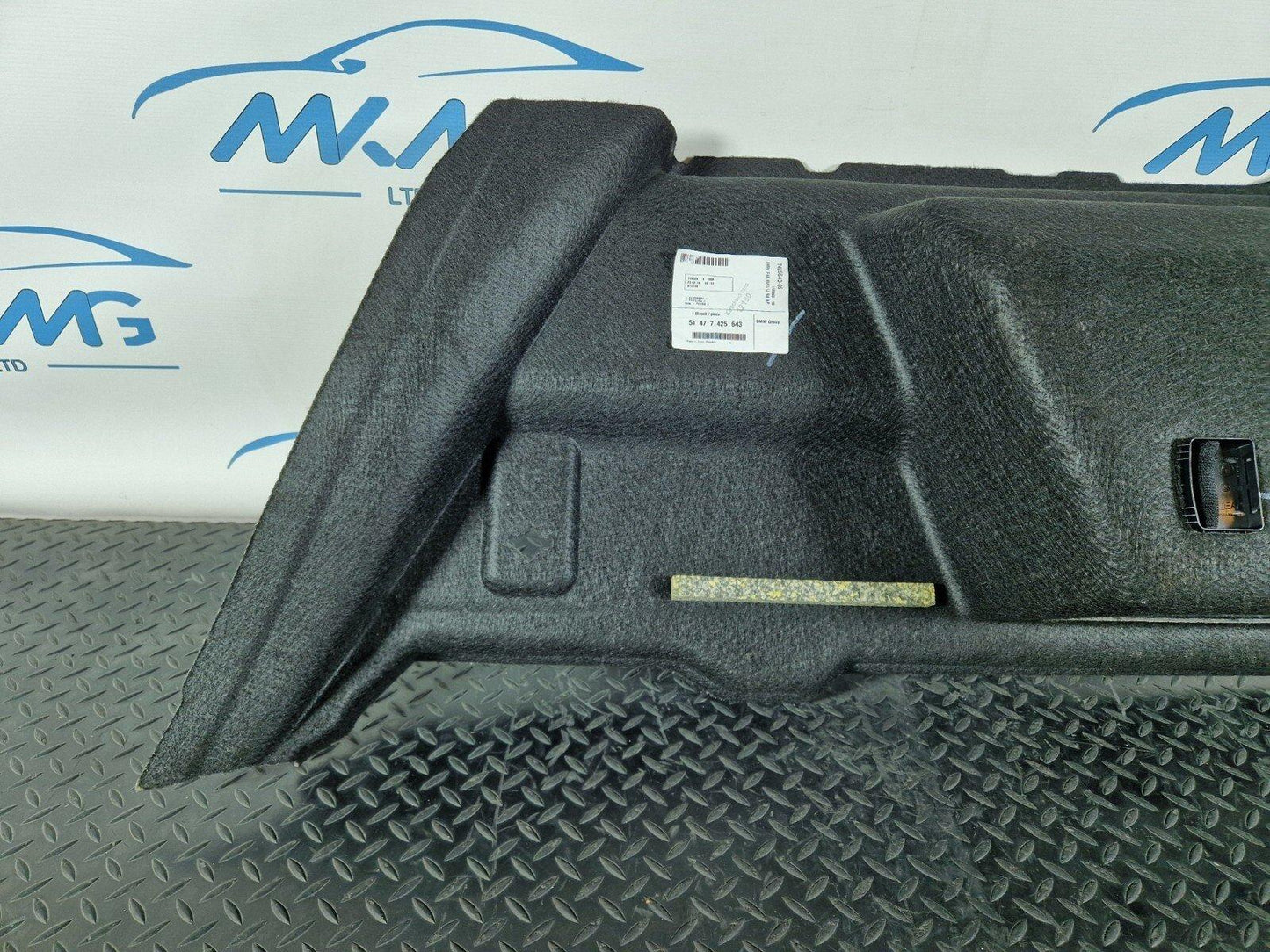 16-22 BMW X1 F48 OEM LEFT PASSENGER SIDE BOOT SIDE COVER LINER 7425643