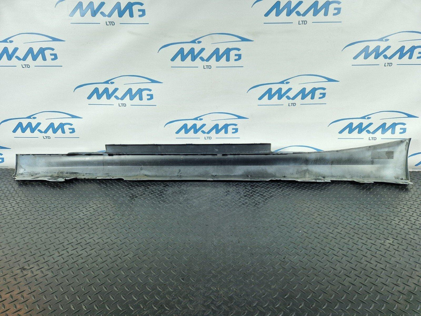 14-16 BMW 2 SERIES F22 M235i RIGHT DRIVER O/S SIDE SKIRT IN WHITE A96 8051948