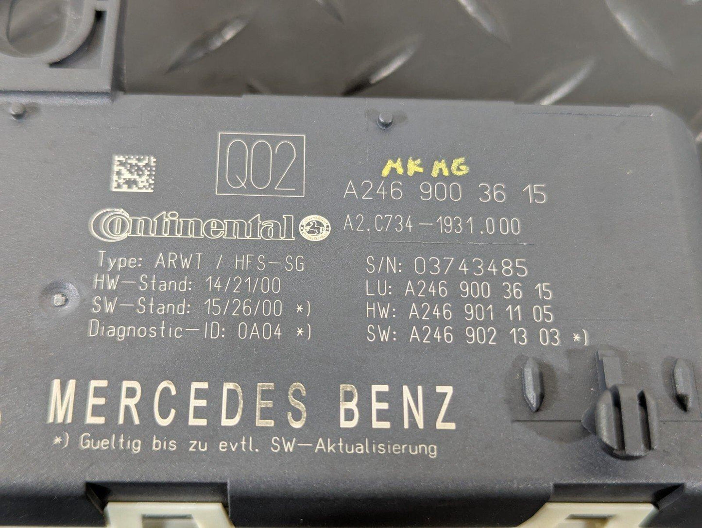 14-19 MERCEDES BENZ GLA X156 OEM TAILGATE LIFT CONTROL MODULE A2469003615