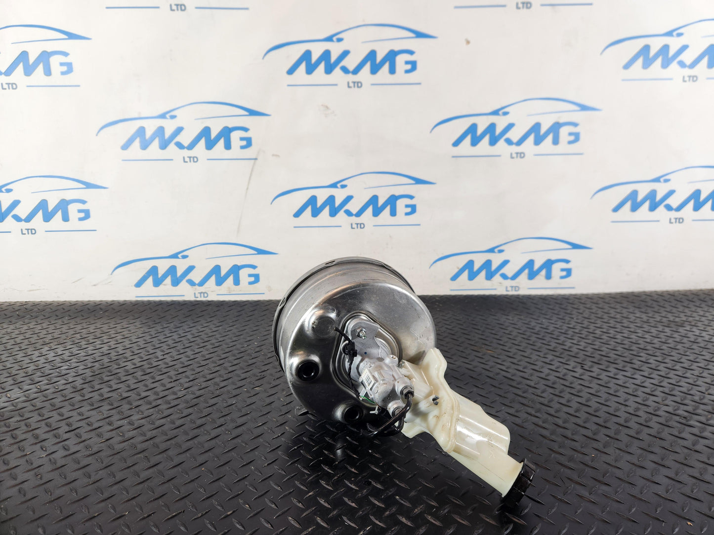 Mercedes-Benz B200d B-Class W247 Brake Servo & Master Cylinder A2474300100