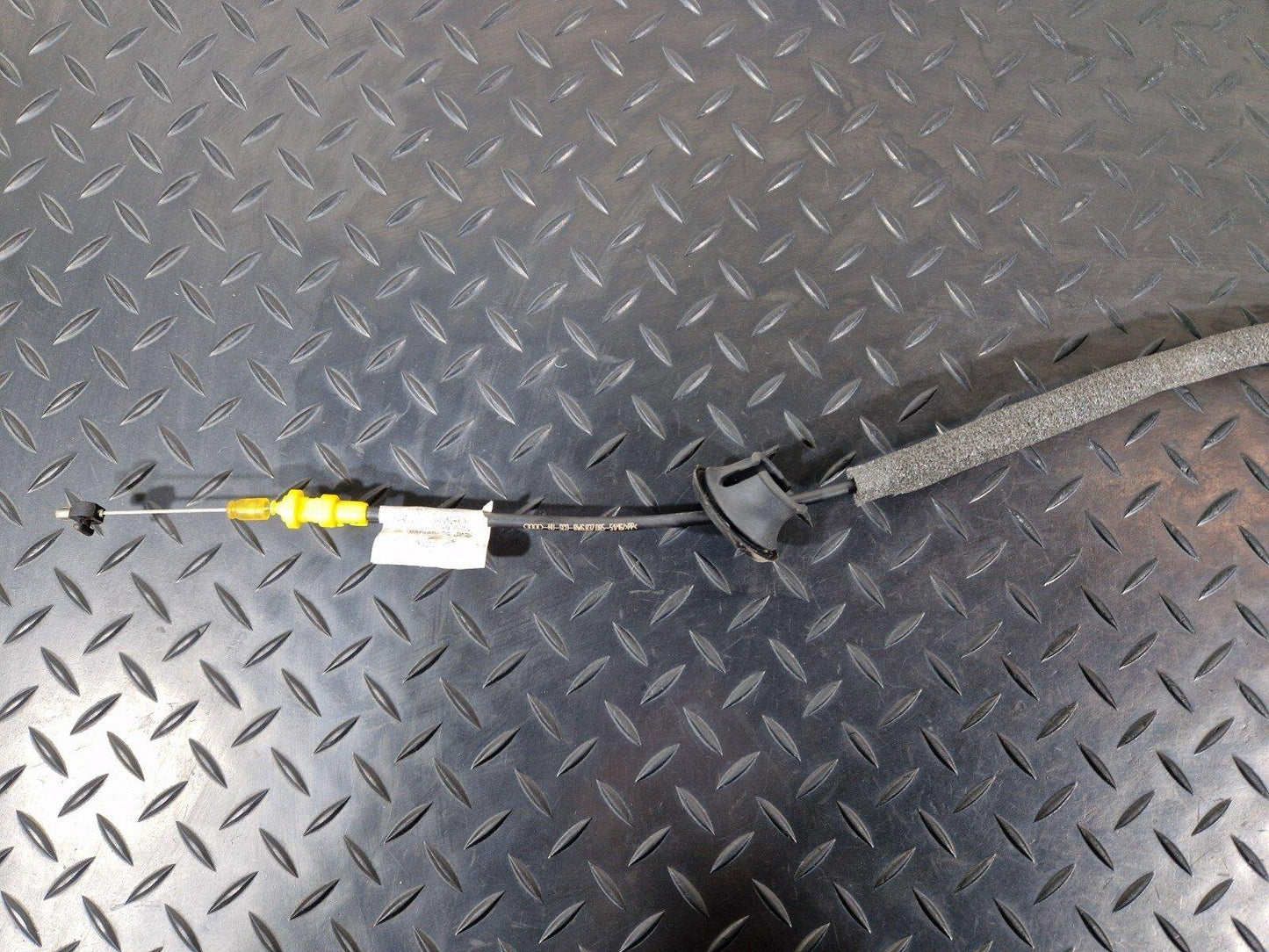 16-24 AUDI A5 F5 COUPE FRONT DOOR LOCK  HANDLE BOWDEN CABLE 8W6837085B