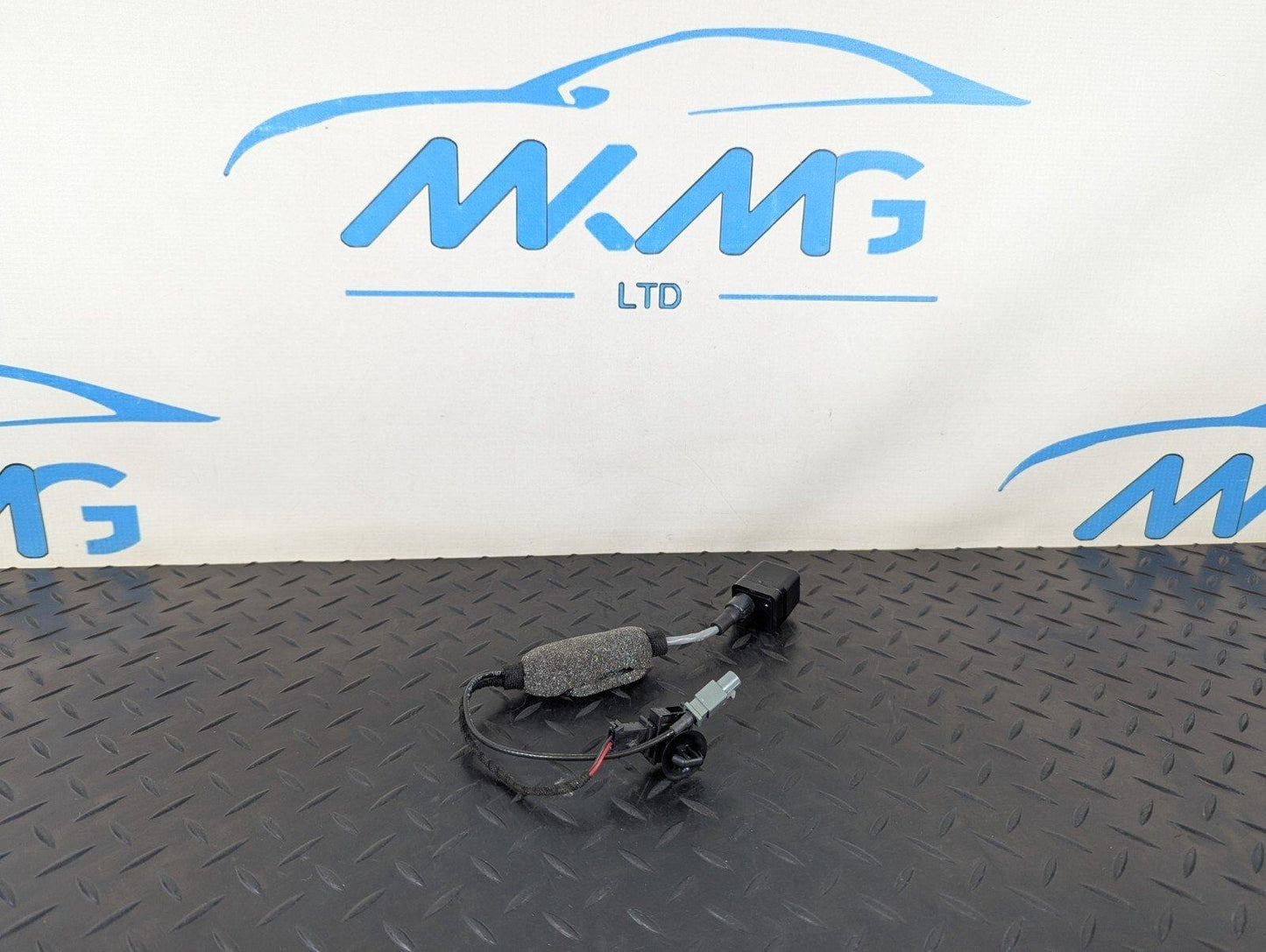 10-17 AUDI A8 4H GENUINE REVERSING CAMERA 8K0980551B
