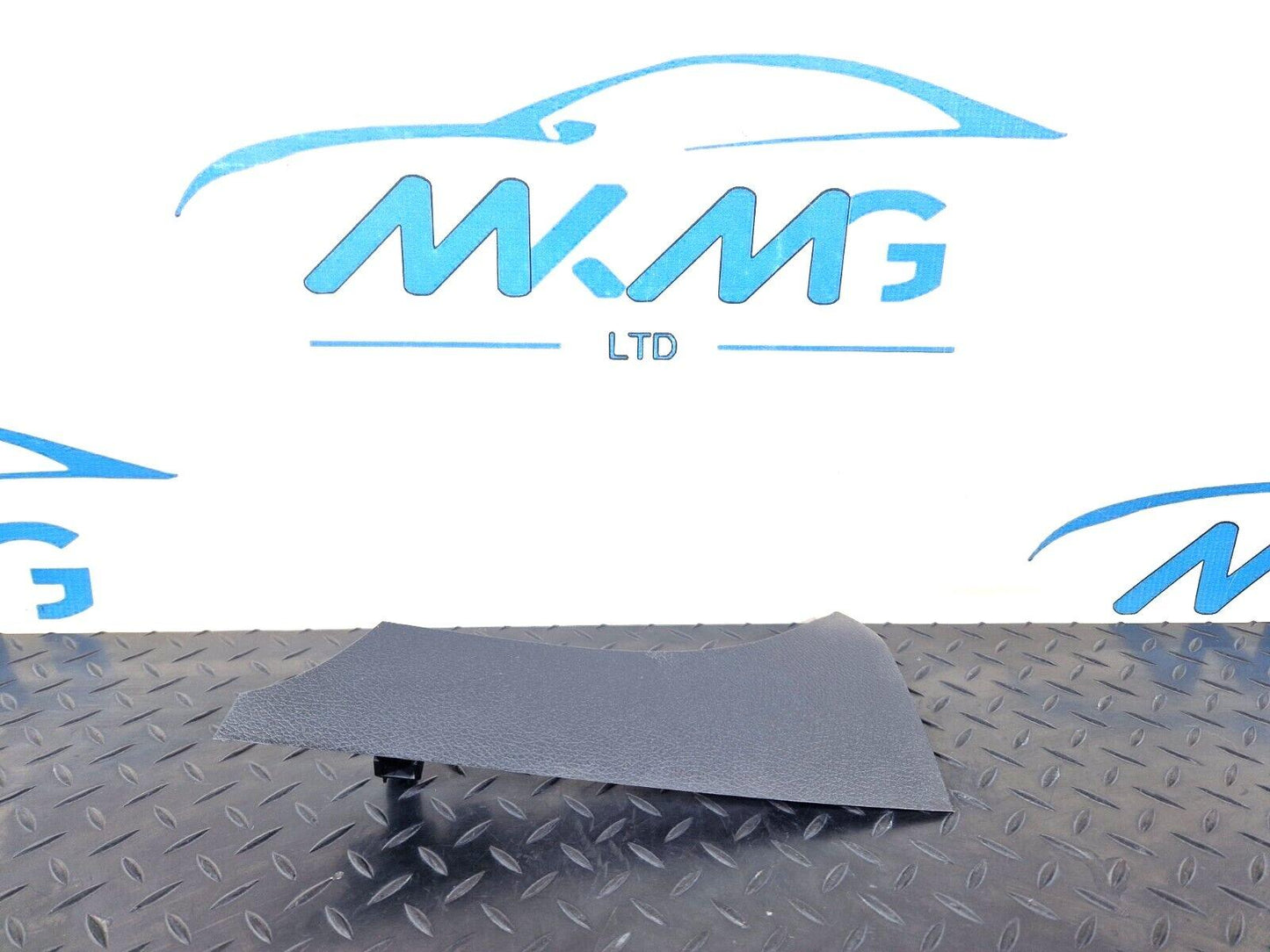 18-ON MERCEDES BENZ SPRINTER W907 DASHBOARD COVER LEFT LOWER TRIM A9106803000
