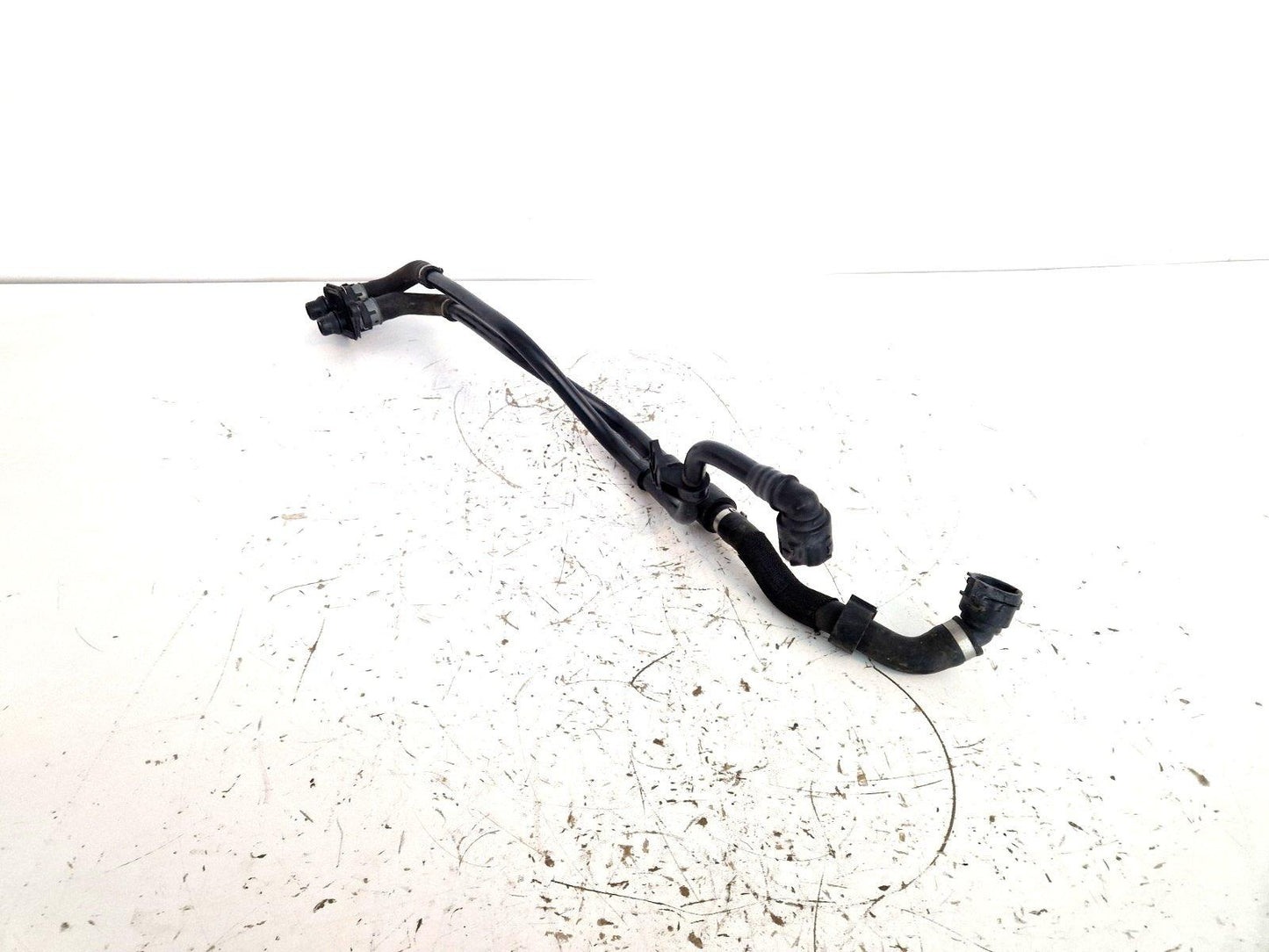 19-ON MERCEDES BENZ CLA C118 OM282 GENUINE COOLANT HOSE PIPE A1775010302