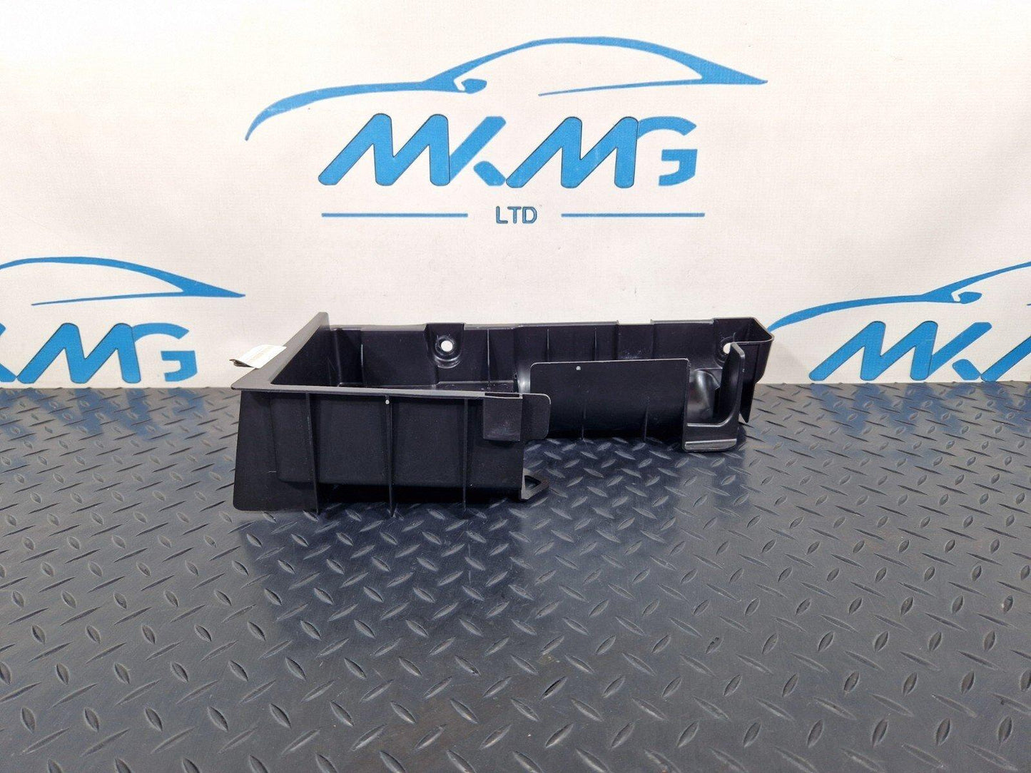 14-21 MERCEDES BENZ C200d W205 GENUINE TRUNK BOOT TOOL STORAGE TRAY A2058990014