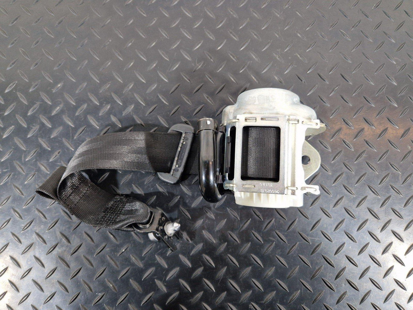 16-24 AUDI A5 F5 REAR RIGHT DRIVER SIDE SEAT BELT 3G0857737DE 8W6857806B