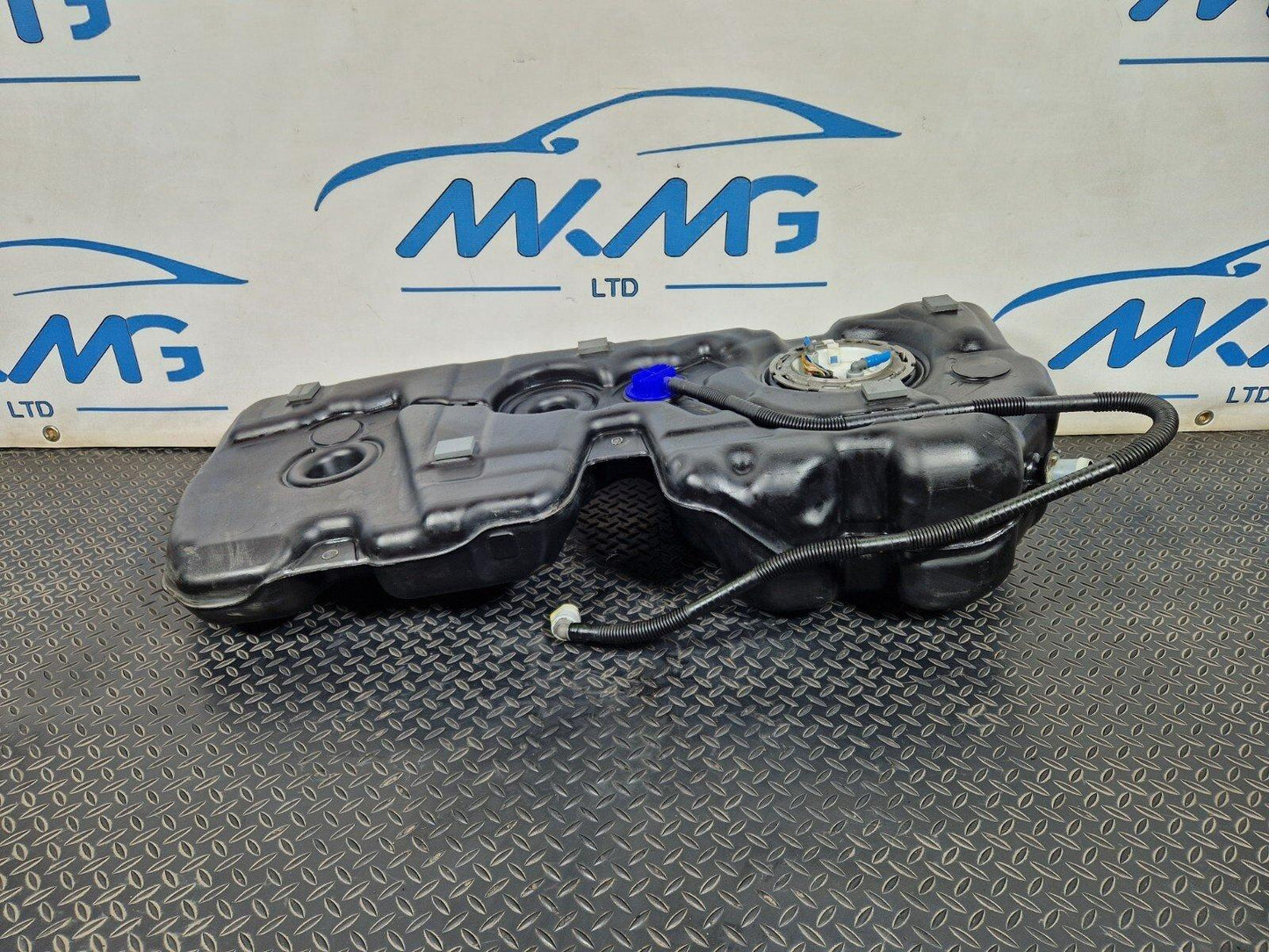 16-22 BMW X1 F48 DIESEL ENGINE FUEL TANK WITH PUMP 7300483 7348331