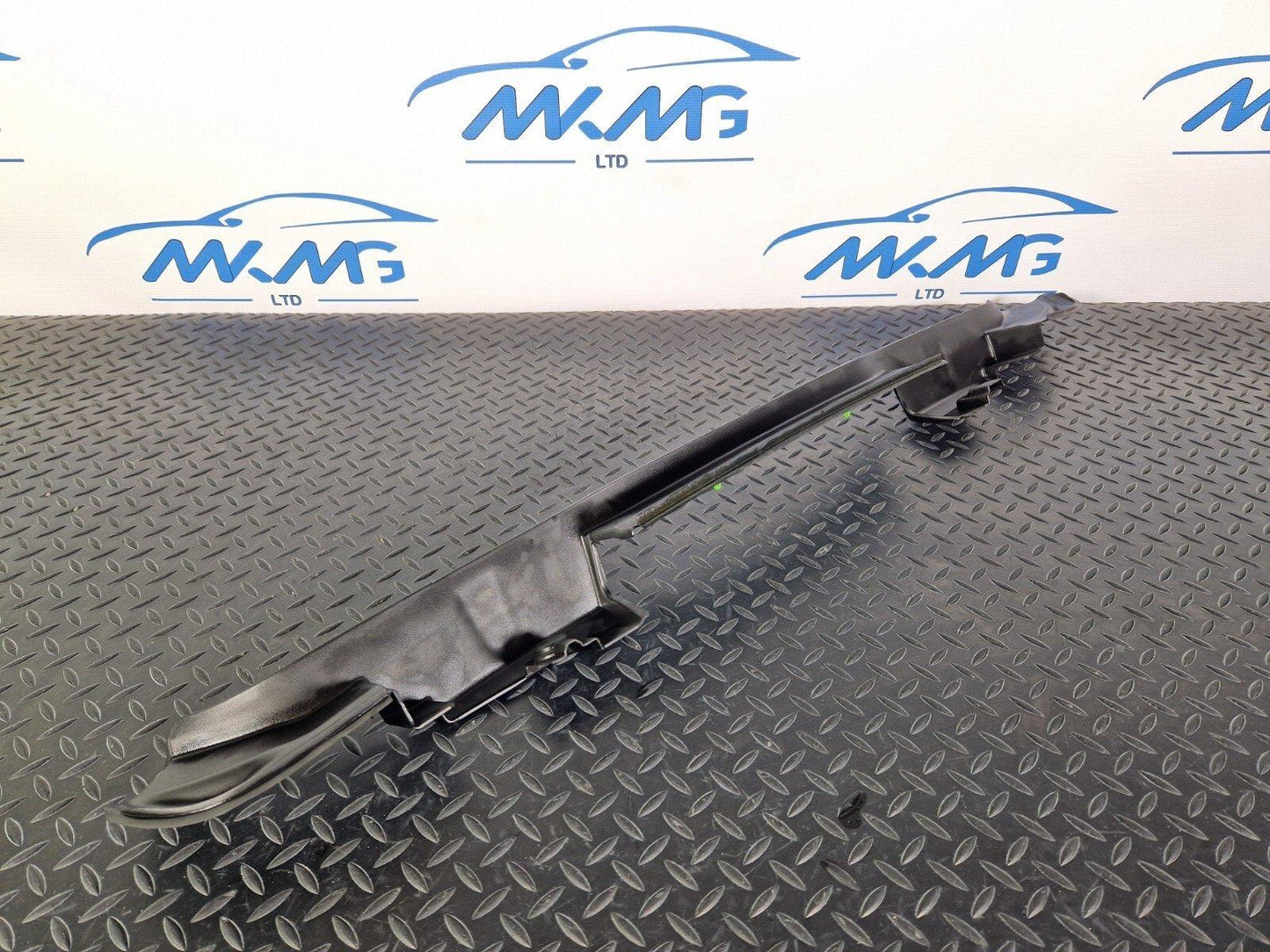14-21 MERCEDES BENZ C200d W205 REAR BOOT TRUNK TRIM BLACK A2056910008