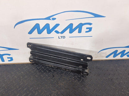 18-ON MERCEDES BENZ A CLASS W177 UNDERBODY MOUNT BRACKET  A1776161900
