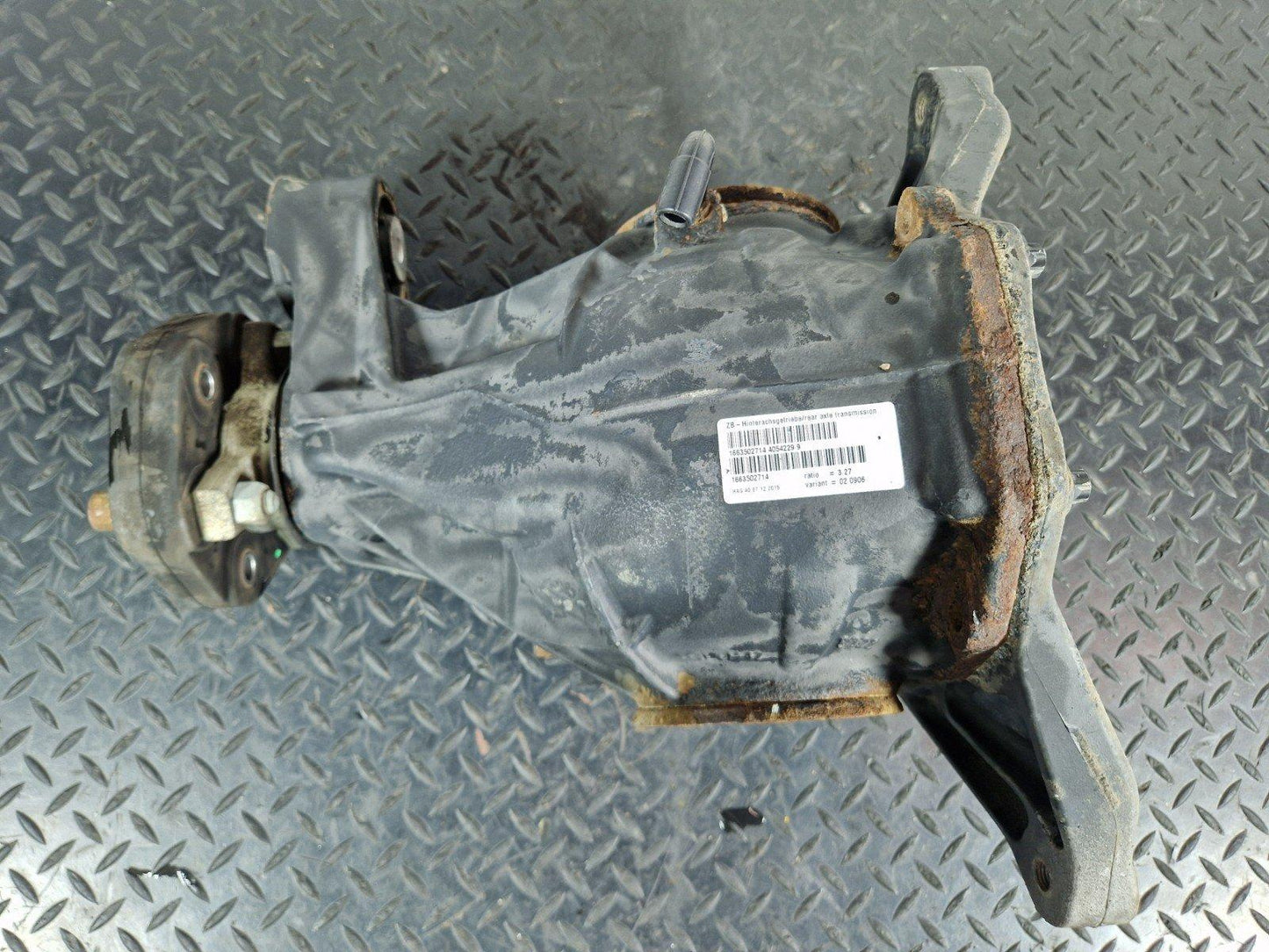 16-19 MERCEDES BENZ GLE W166 REAR AXLE DIFF DIFFERENTIAL RATIO 3.27 A1663502714