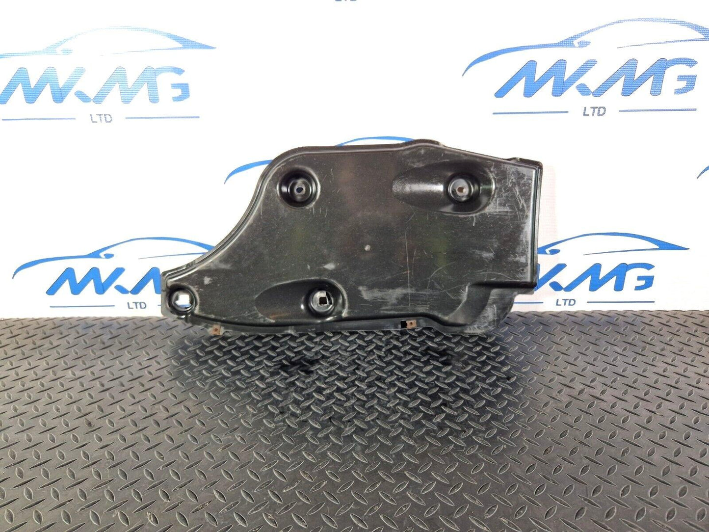 15-18 AUDI A7 4G GENUINE LEFT SIDE UNDERBODY SHIELD COVER PANEL TRIM 4G0825215B
