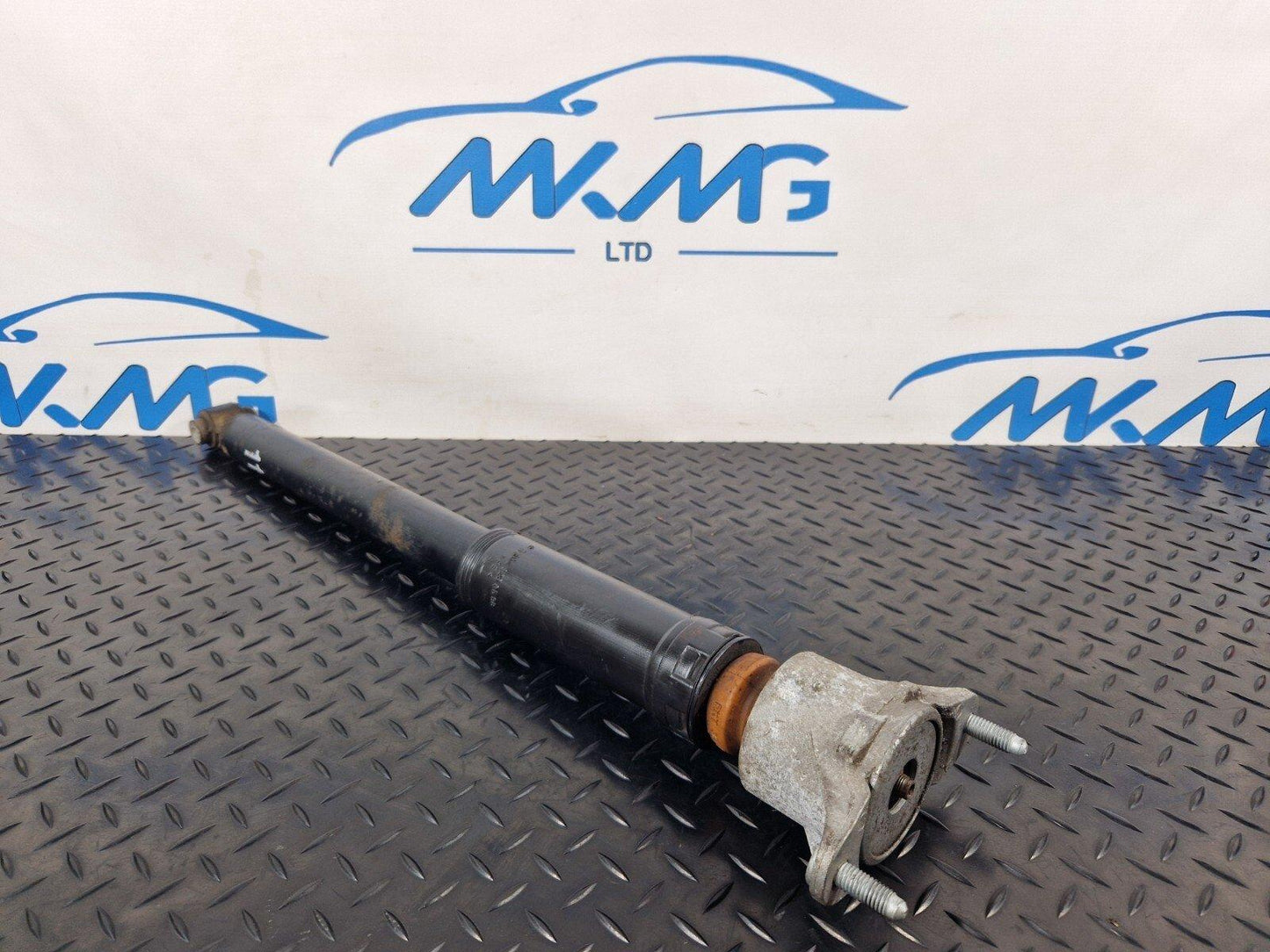 12-18 MERCEDES BENZ W176 LCI AMG LINE COUPE REAR SHOCK ABSORBER A2043260598