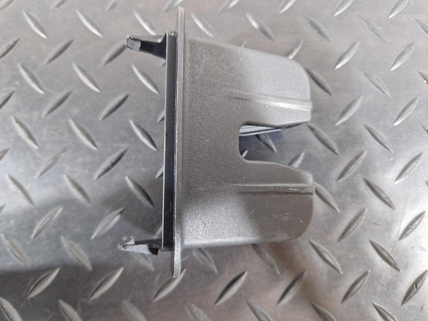 16-19 AUDI A4 B9 S-LINE GENUINE BOOT TAILGATE LOCK TRIM COVER 8W5827520