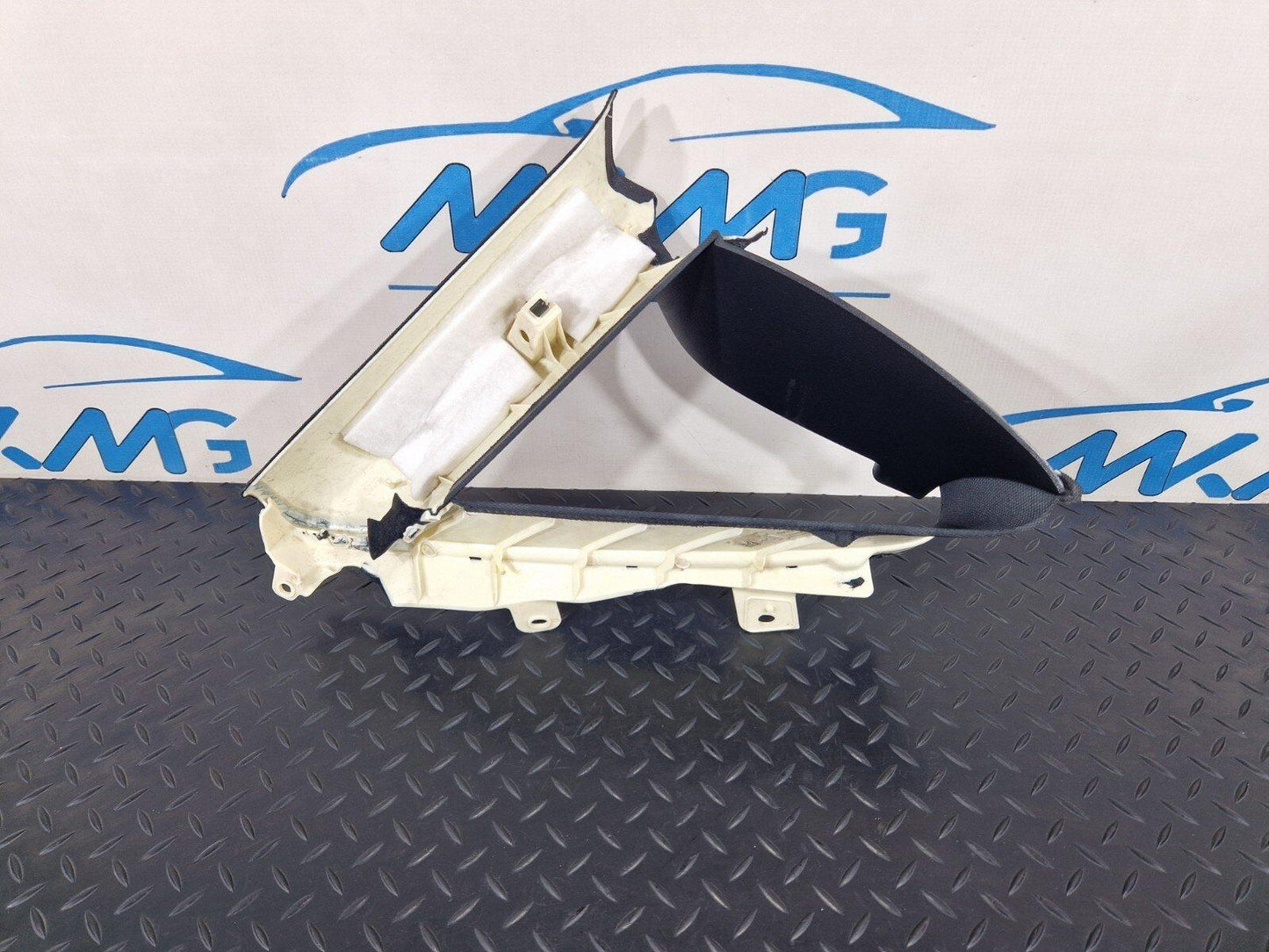 10-18 AUDI A7 4G S-LINE GENUINE RIGHT SIDE C PILLAR BLACK TRIM COVER 4G8867288