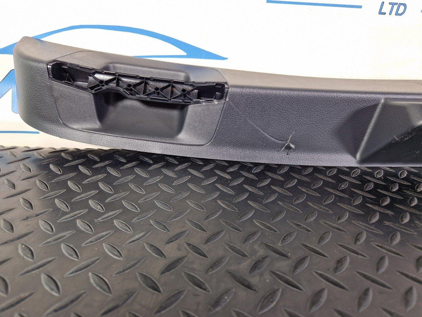 18-ON MERCEDES BENZ A CLASS W177 TAILGATE LOWER TRIM PANEL A1777401000